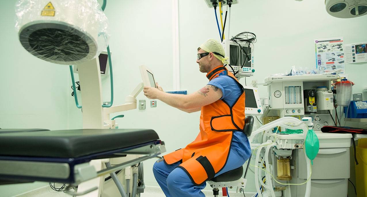 Kaliteli radyasyon koruma ürünleri|ProtecX, müşterilerine kendi bünyesinde üretilen radyasyondan korunma ürünlerini çeşitli stillerde sunmaktadır. Üretilen tüm ürünlerimiz için uzatılmış iki yıllık garanti sunmaktan gurur duyuyoruz.